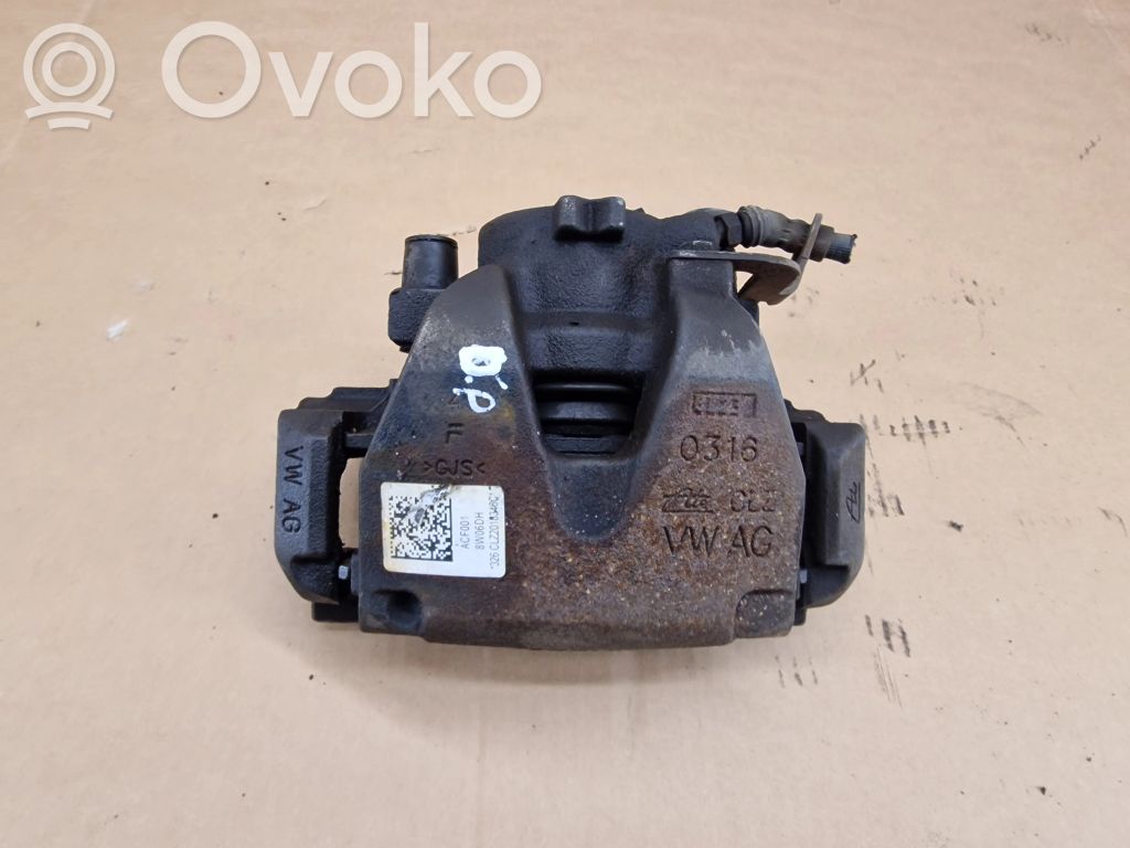 Audi A5 Priekinis suportas 