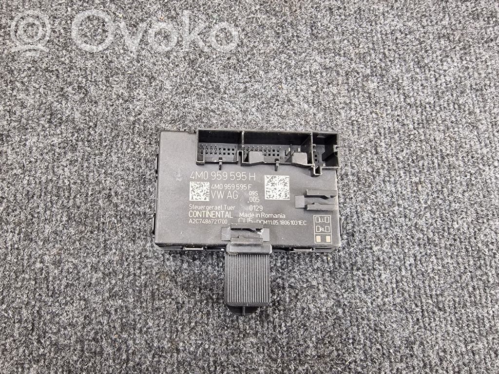 Audi Q7 4M Door control unit/module 