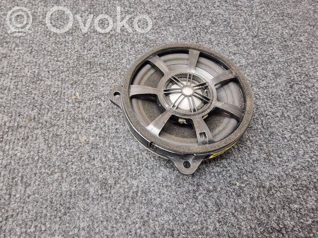 Land Rover Range Rover Velar Głośnik drzwi tylnych 