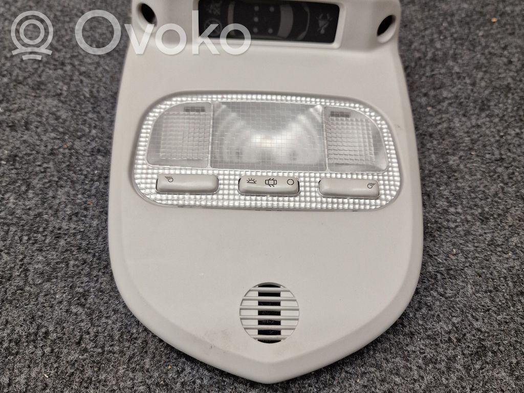 Peugeot 3008 I Front seat light 