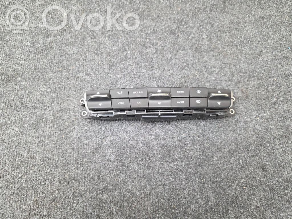Panel klimatyzacji   06700749200,839052Z