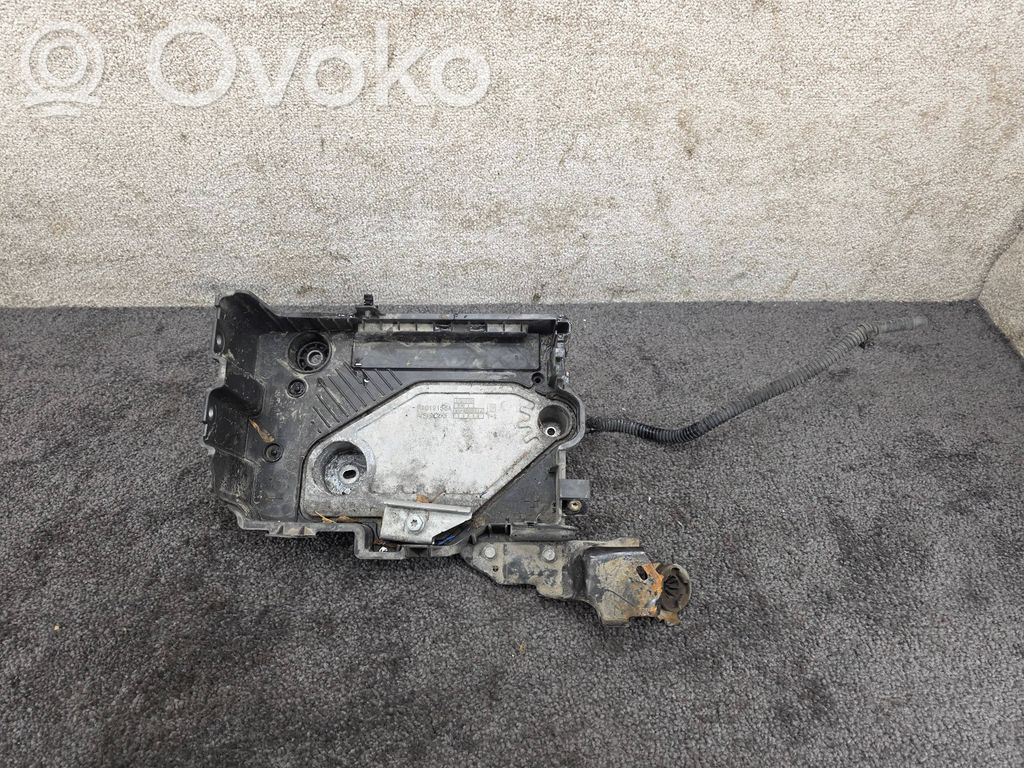 Renault Clio V Akumuliatoriaus dėžė 