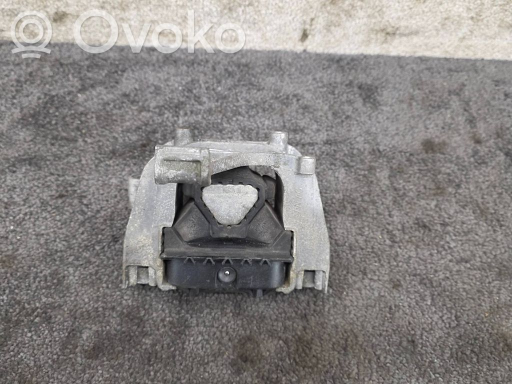 Seat Leon (5F) Engine mount bracket 