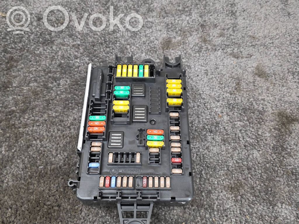 BMW 1 F20 F21 Fuse module 