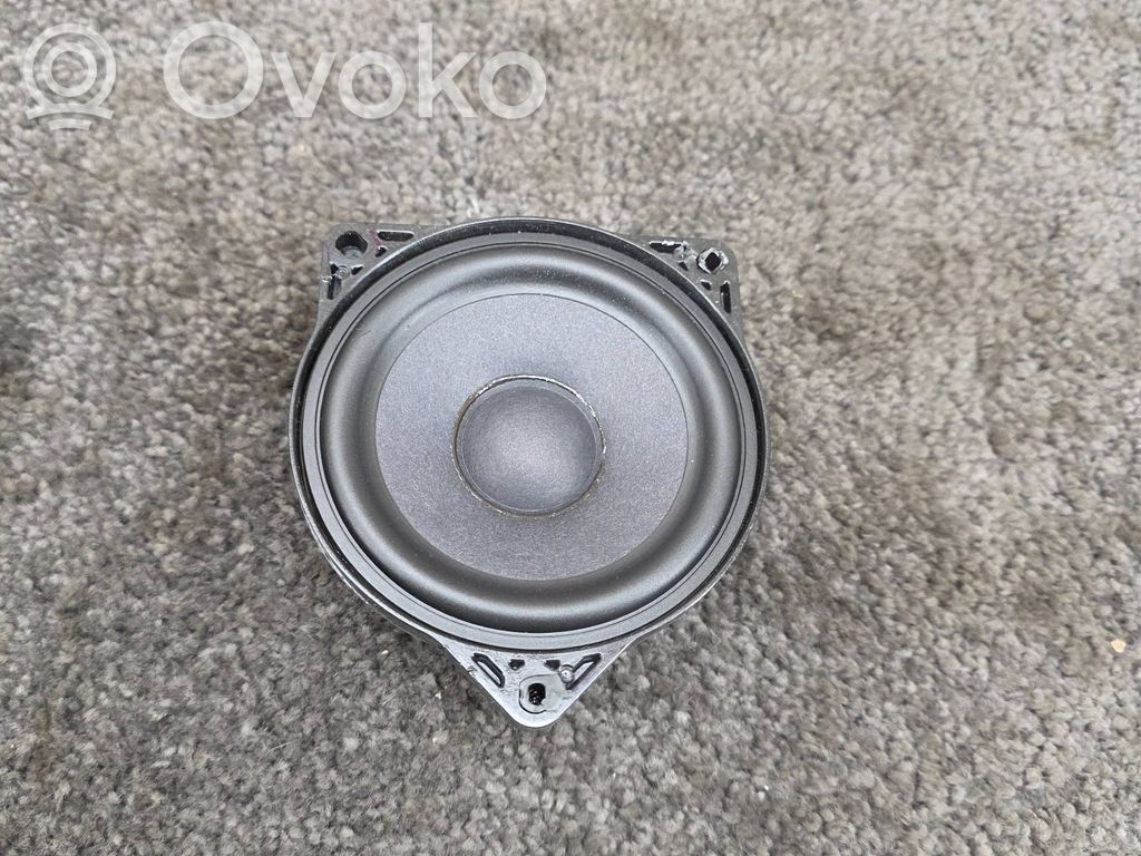 Tesla Model Y Panel speaker 