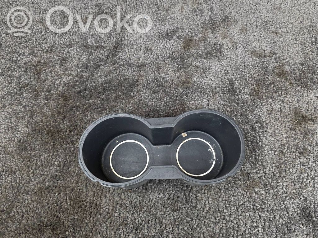 Tesla Model Y Portavasos delantero 