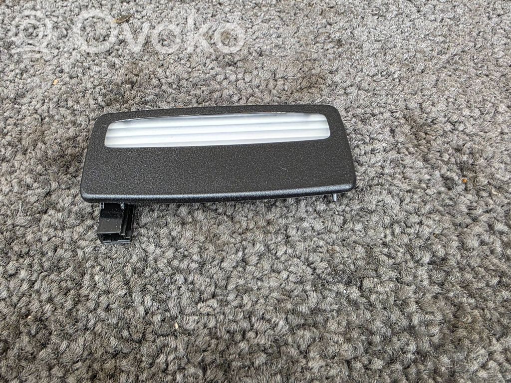 BMW M4 F82 F83 Etuistuimen valo 