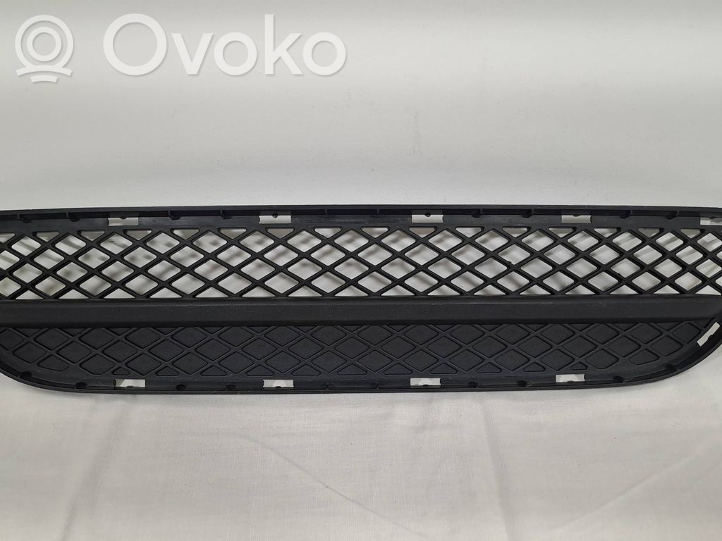 BMW 3 E90 E91 Front bumper lower grill 