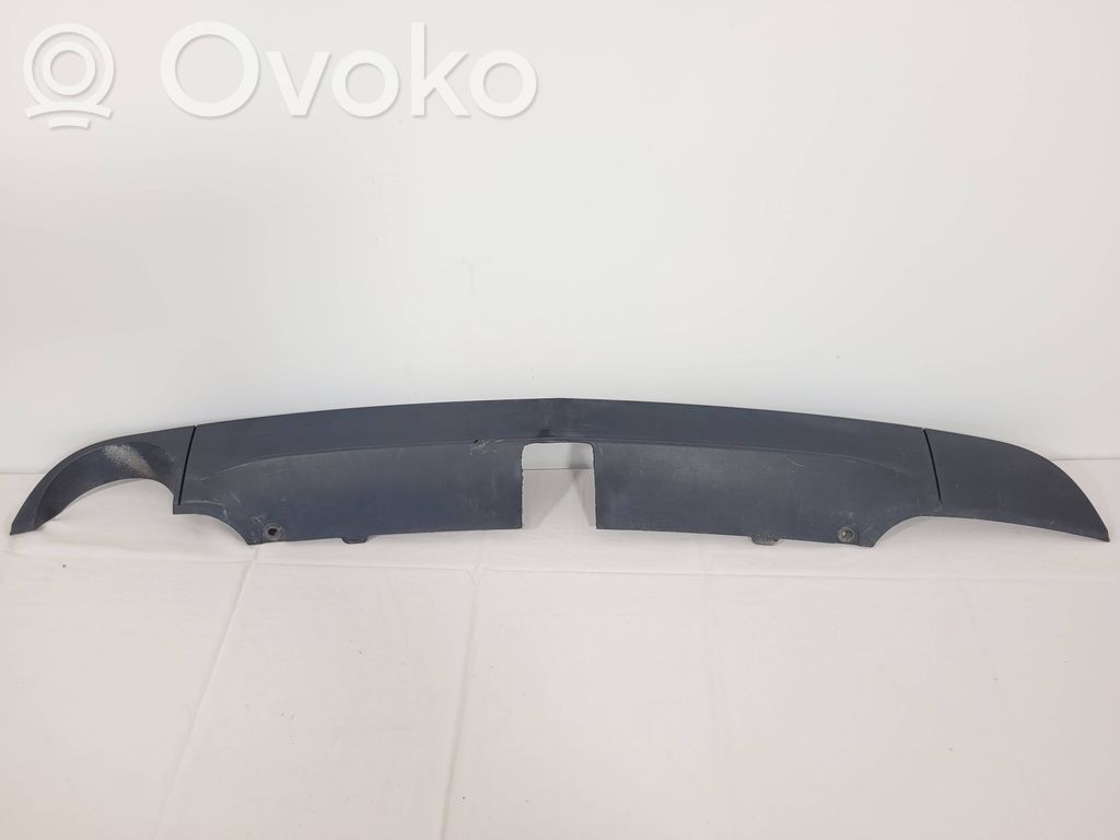 Opel Zafira C Listwa dolna zderzaka tylnego 
