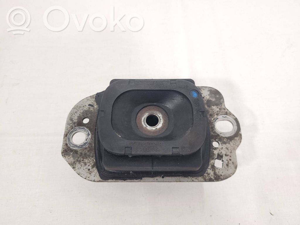 Engine mount bracket   112200006R