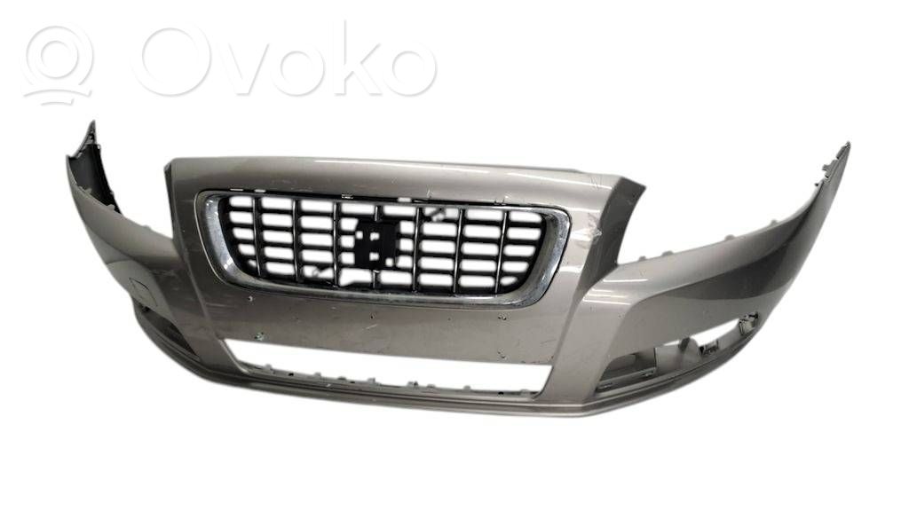 Volvo V70 Front bumper 