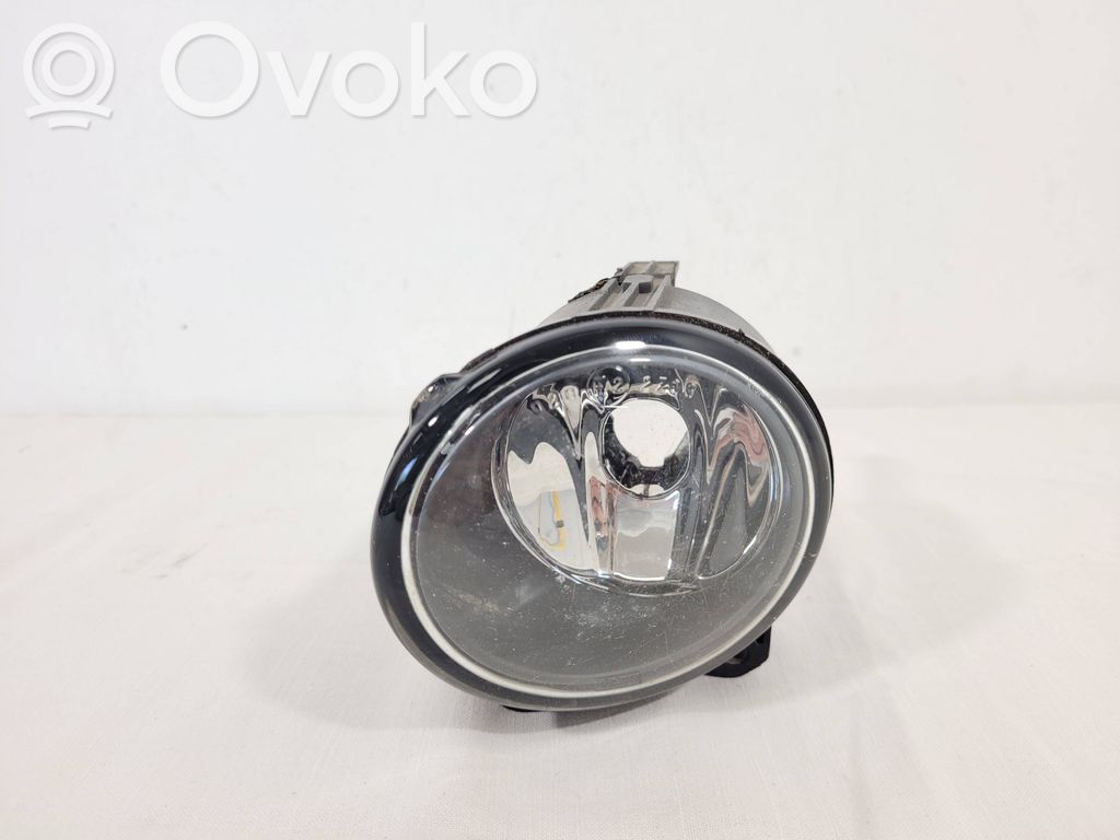 Miglas lukturis priekšā   131016,89202951,63176920885