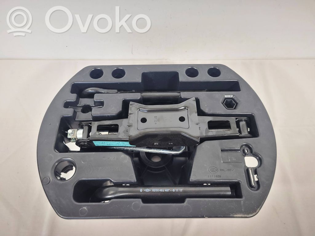 Renault Captur Tool set 