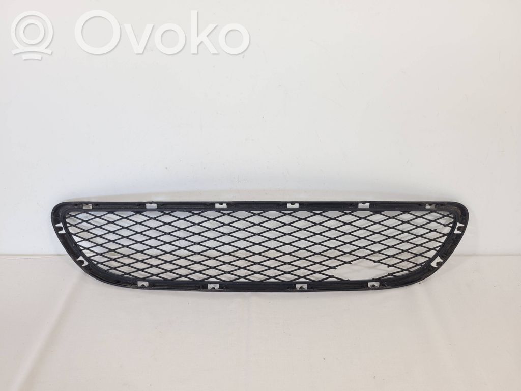 Front bumper lower grill   7198906