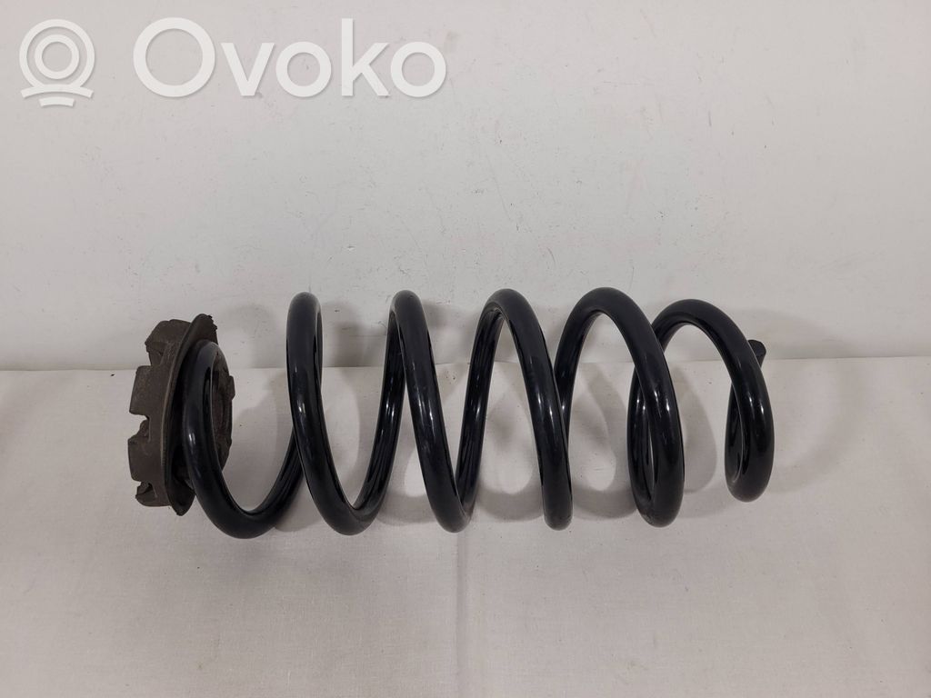 Renault Captur Rear coil spring 