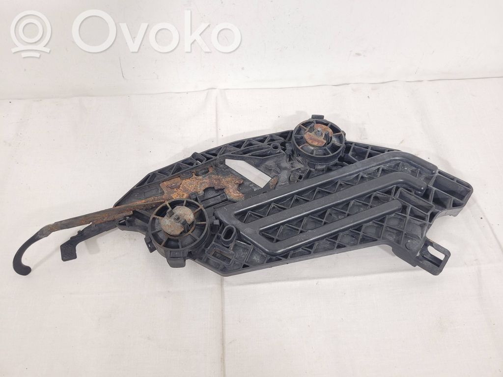 Skoda Octavia Mk2 (1Z) Support phare frontale 