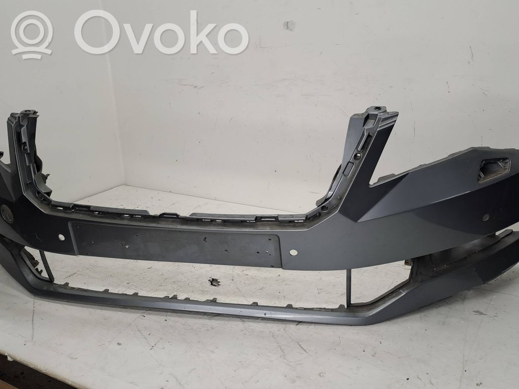 Skoda Superb B8 (3V) Parachoques delantero 
