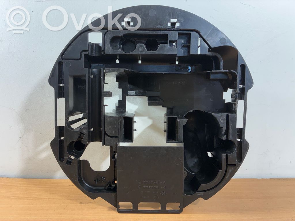 Renault Clio III Atsarginio rato tvirtinimo komplektas 
