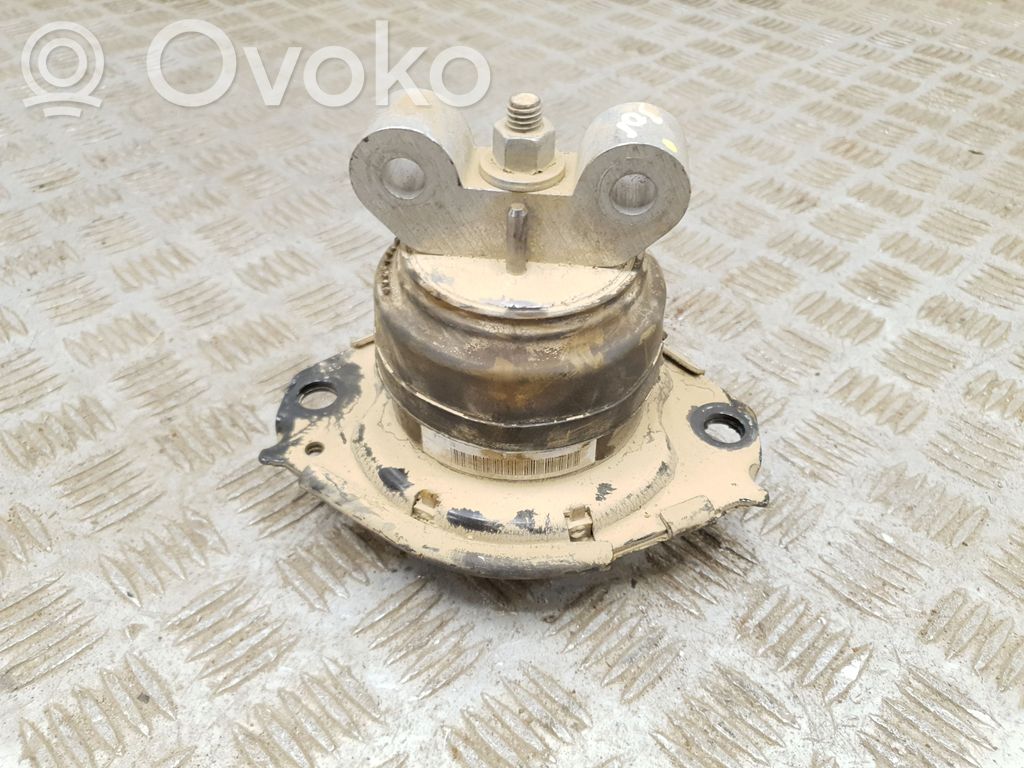 Dodge Challenger Engine mount bracket 