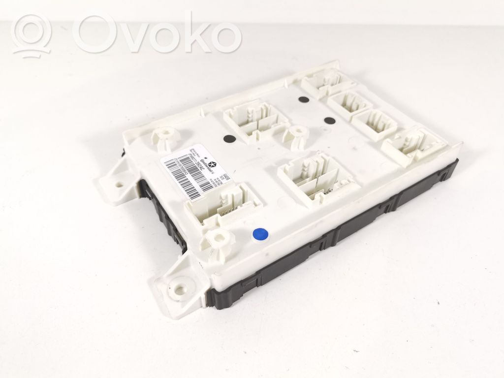 Dodge Challenger Comfort/convenience module 
