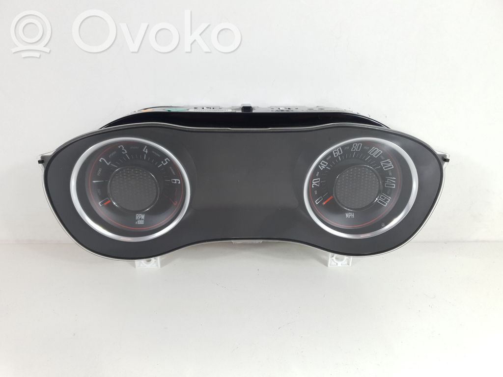 Dodge Challenger Speedometer (instrument cluster) 