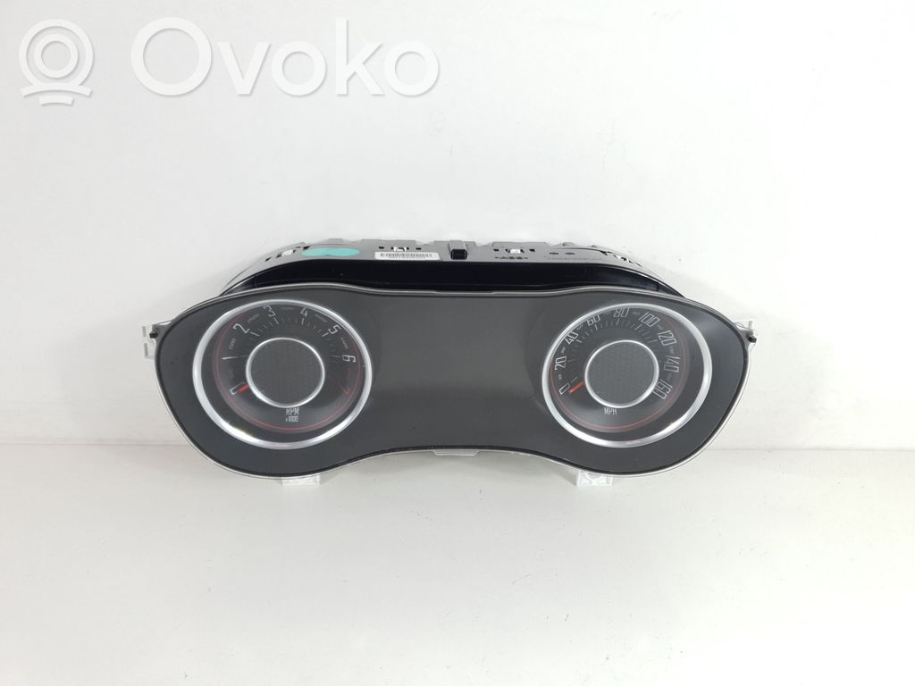 Dodge Challenger Speedometer (instrument cluster) 