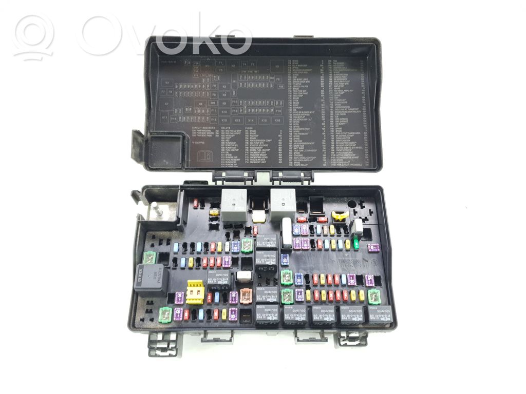 Fuse module   68242830AC,7140513230