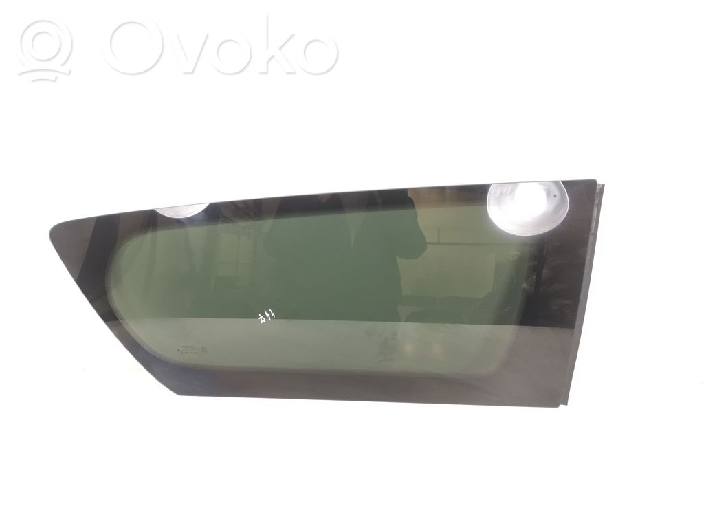 Rear side window   68332882AA,P68238494AC