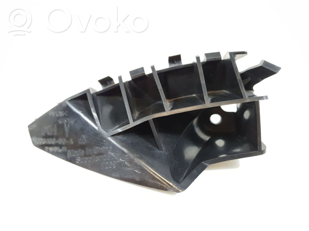 Tesla Model S Front bumper mounting bracket 