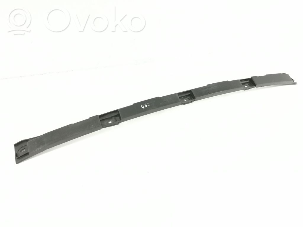 Rear bumper mounting bracket   600772400E