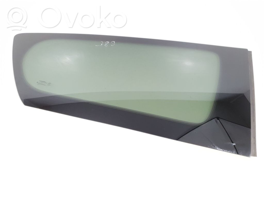 Chrysler Pacifica Rear side window 