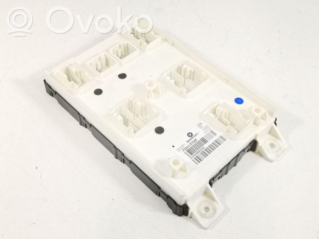 Chrysler Pacifica Comfort/convenience module 