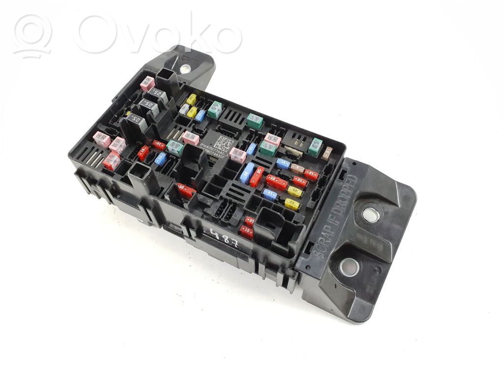 Dodge RAM Fuse module 