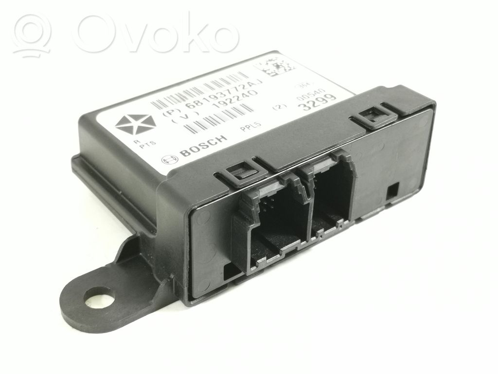Unidad de control/módulo PDC de aparcamiento   68193772AJ,0263014378