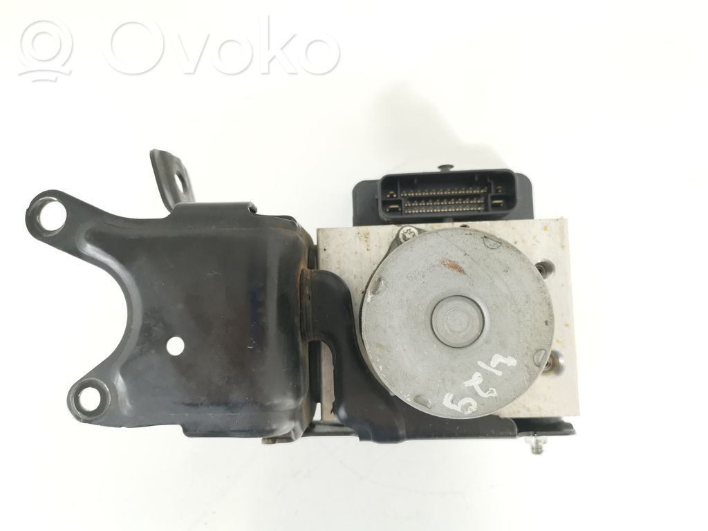 Bomba de ABS   FL3Z2C304A