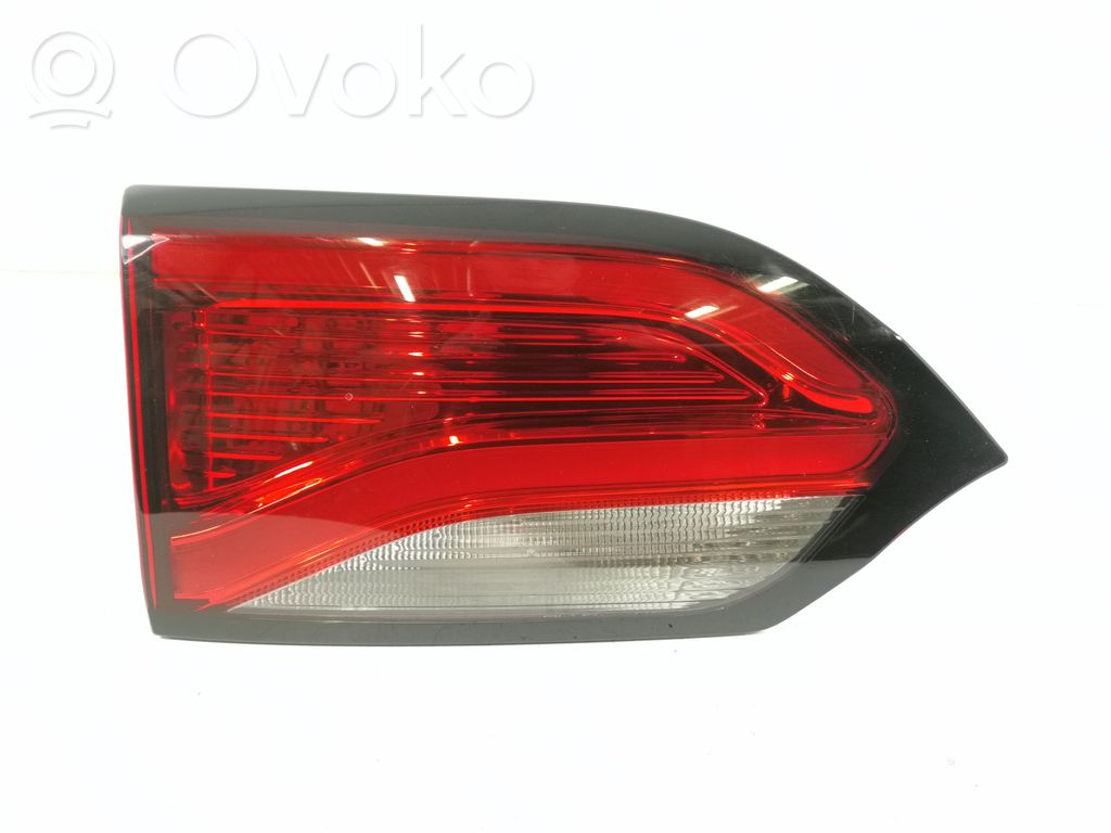 Chrysler Pacifica Lampy tylnej klapy bagażnika 
