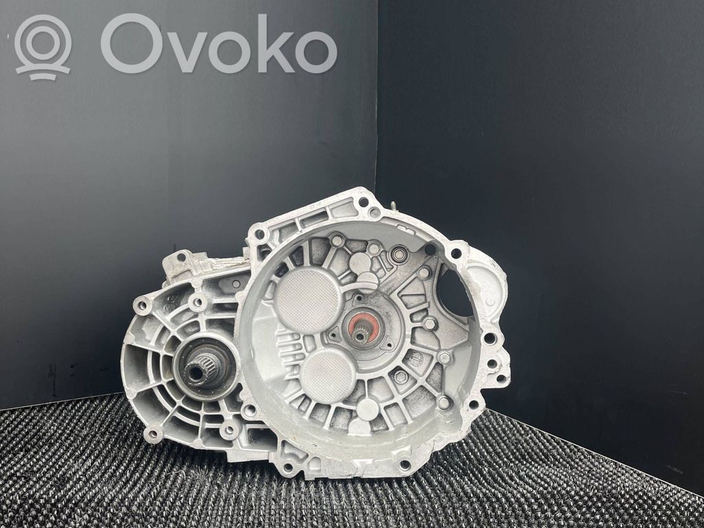 Volkswagen Caddy Mechaninė 6 pavarų dėžė 