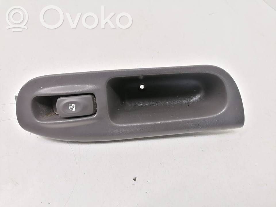 Renault Scenic I Electric window control switch 