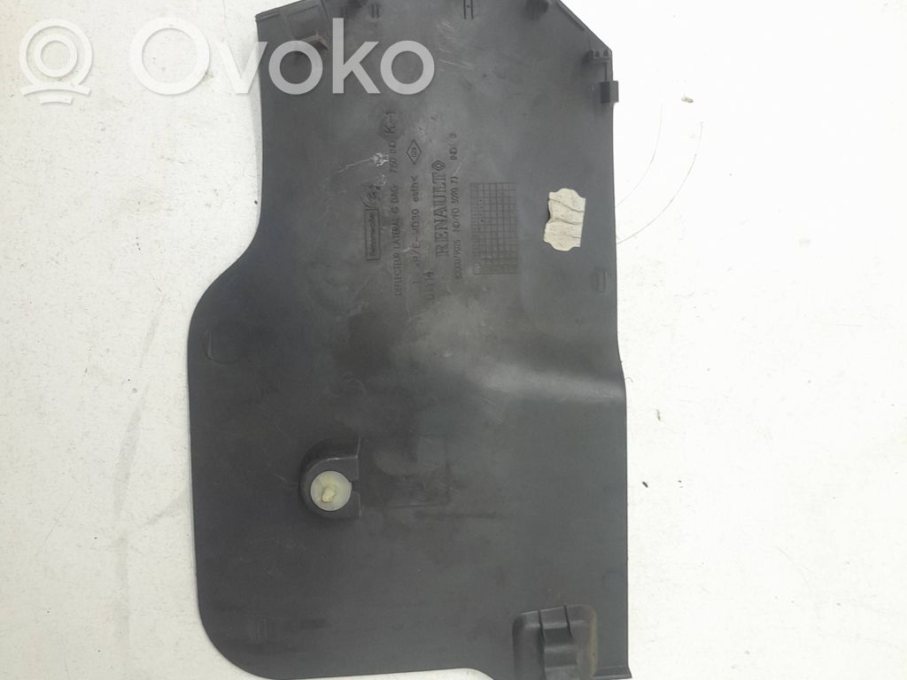 Renault Megane II Moldura del extremo lateral de panel 