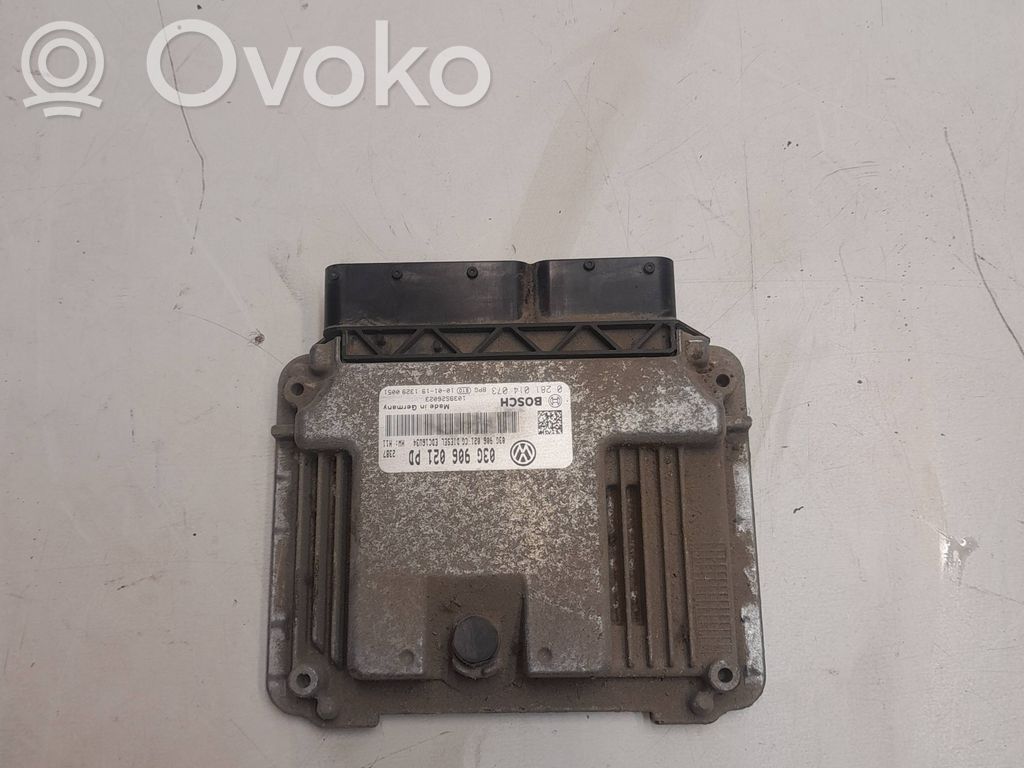 Volkswagen Caddy Engine control unit/module 