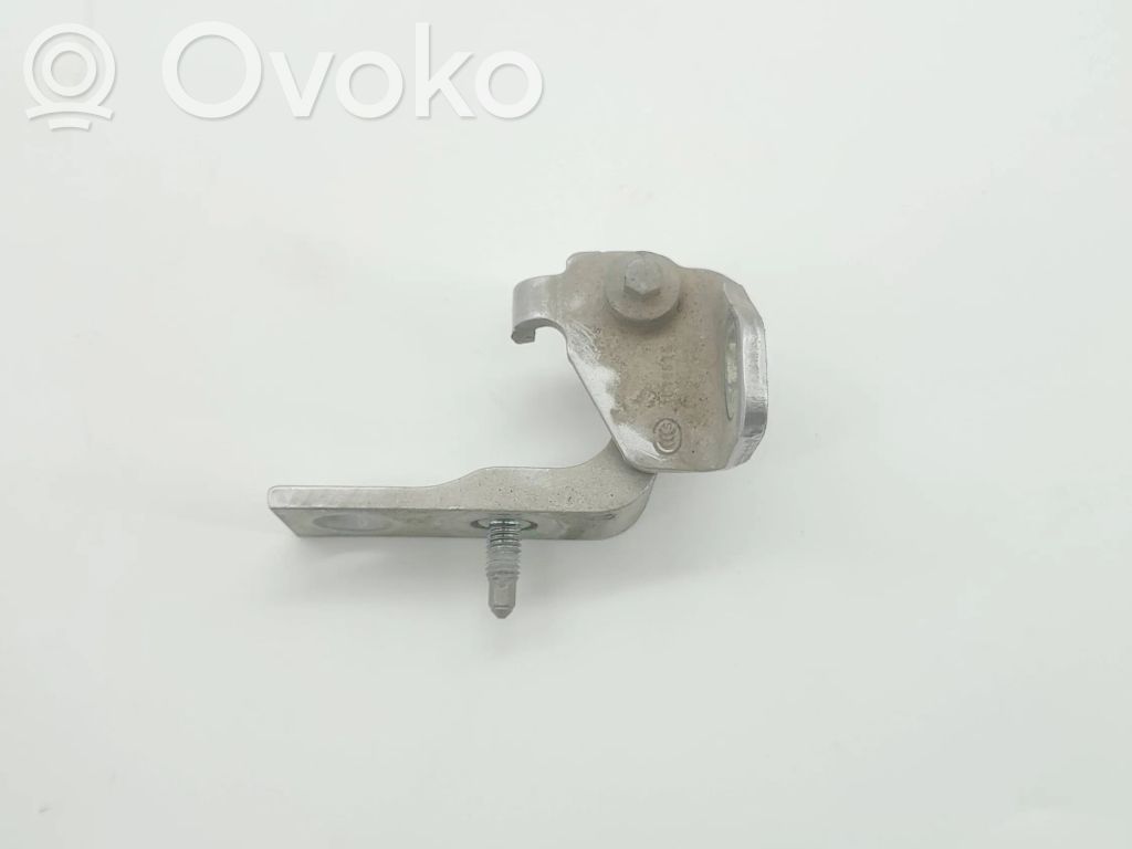 Ford Mondeo MK IV Rear door lower hinge 