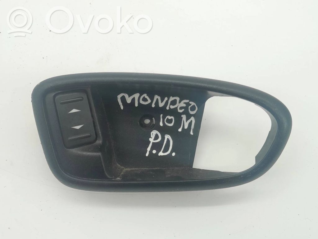 Ford Mondeo MK IV Osłona klamki drzwi przednich 