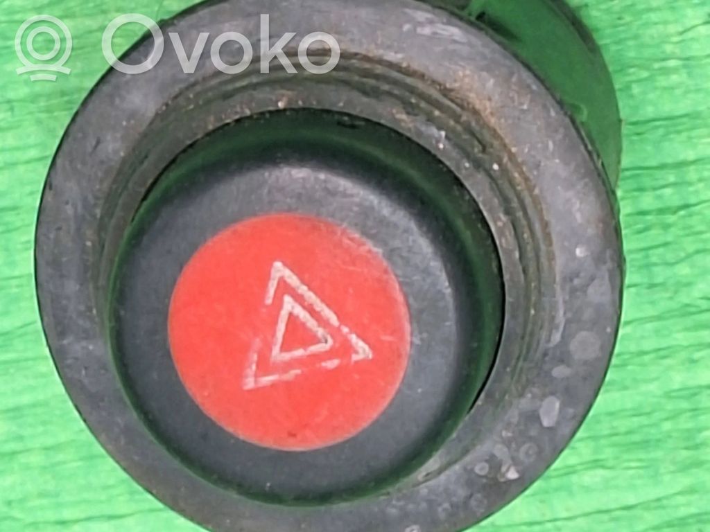 Hazard light switch   90181853,S501118,1241646