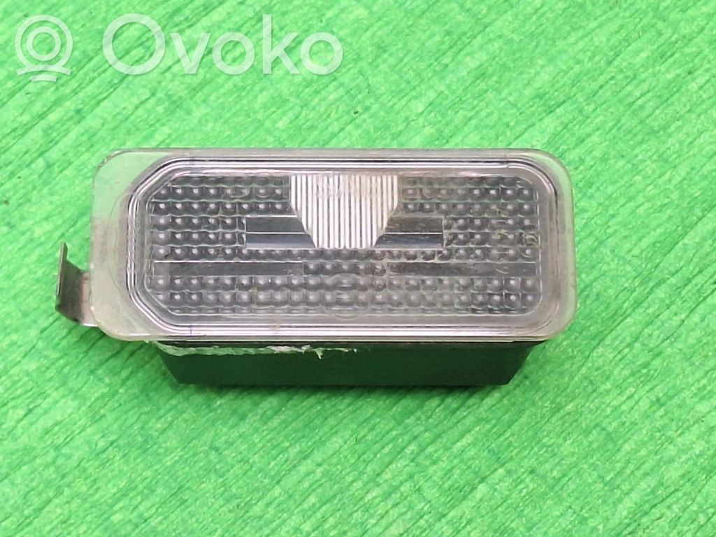 Numerio apšvietimas   6M2A13550AC,0800AA639,21052015