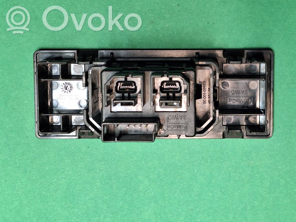 Ford Mondeo MK V USB socket connector 