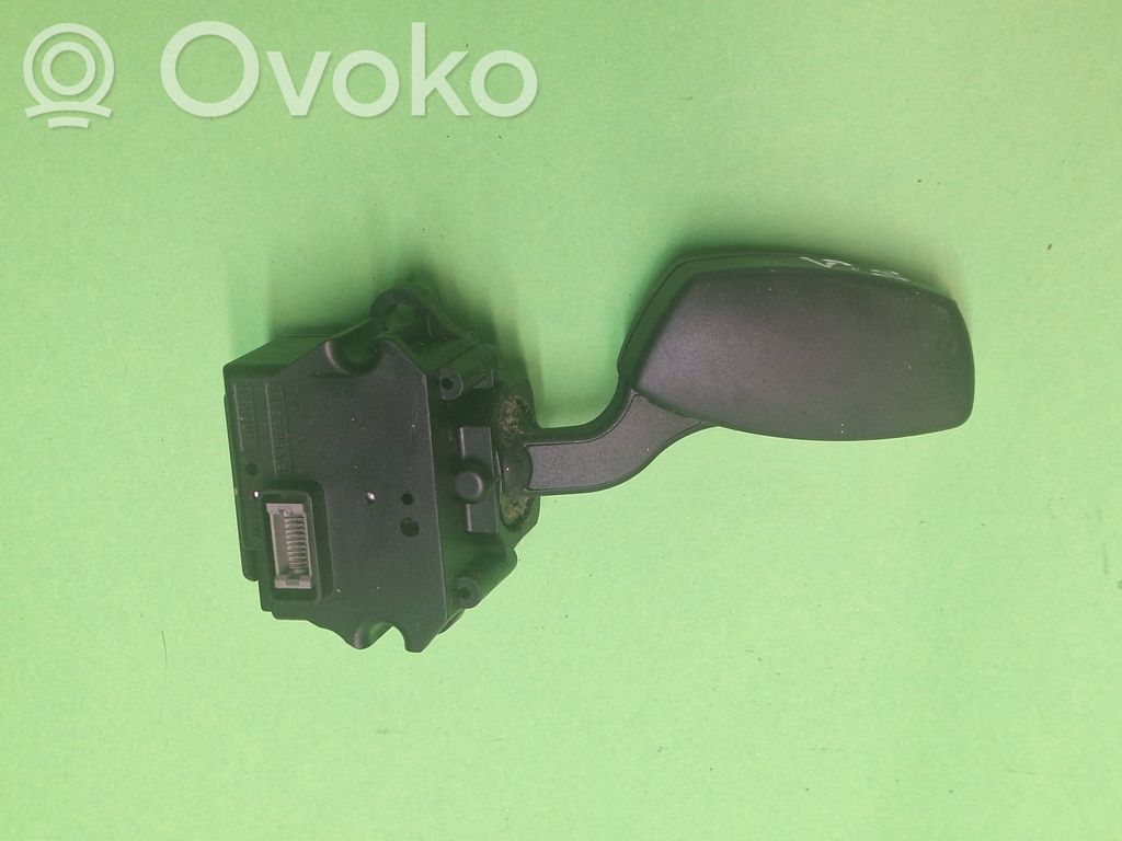 Suuntavilkun vipu   6951349,0110675004