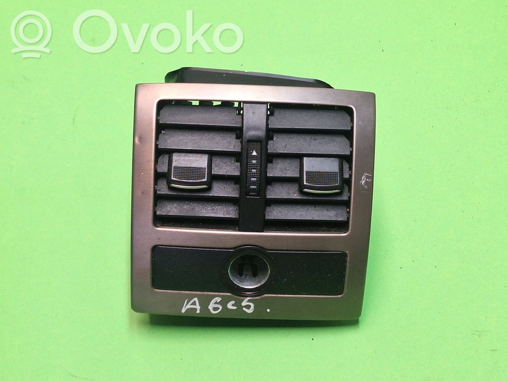 Audi A6 S6 C5 4B Grilă ventilație spate 