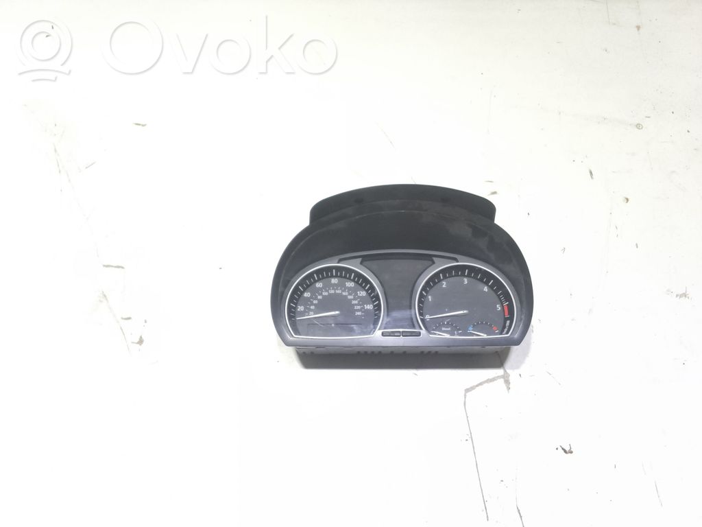 BMW X3 E83 Speedometer (instrument cluster) 