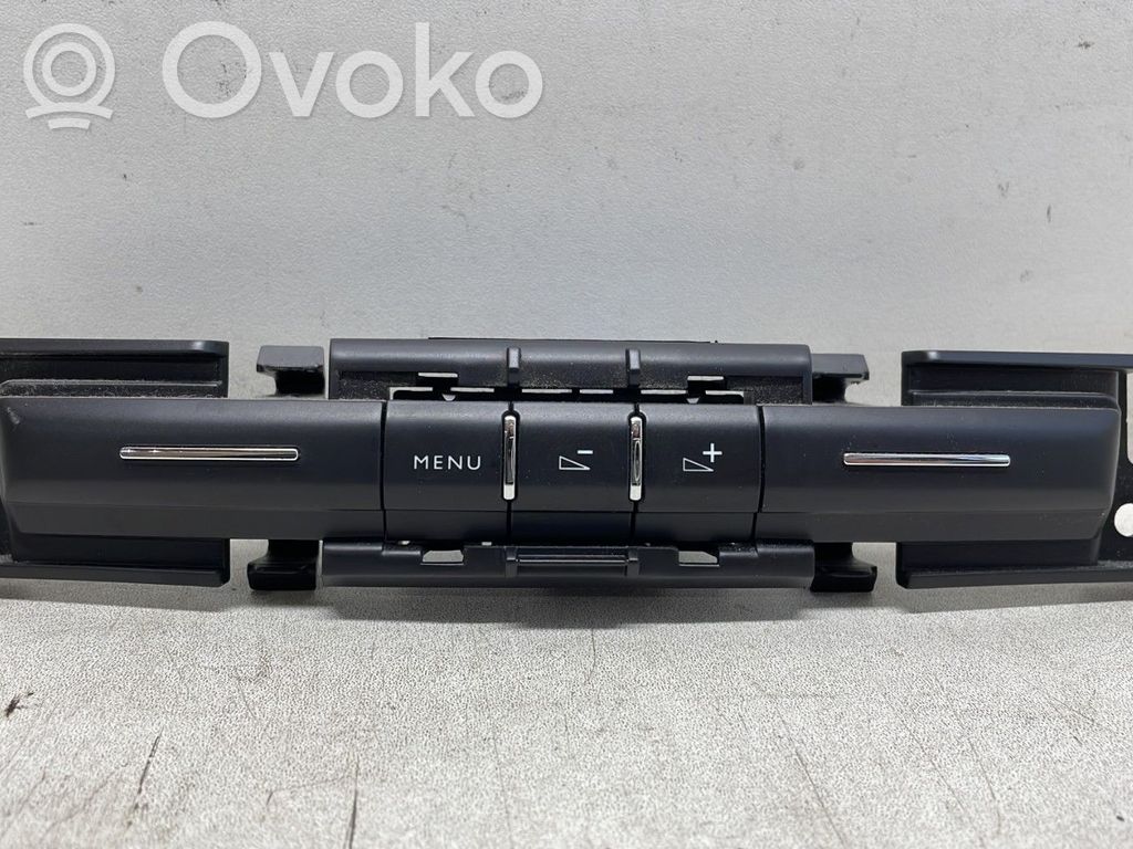 Head unit multimedia control   1652113X