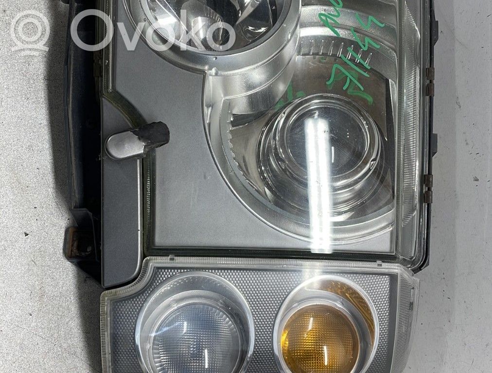 Land Rover Range Rover L322 Faro/fanale 